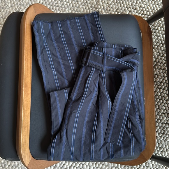 Vince Dobby Striped Pants - Picture 6 of 9